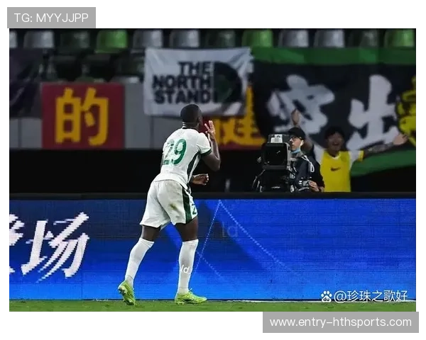 北京国安连续推进压迫对方出球