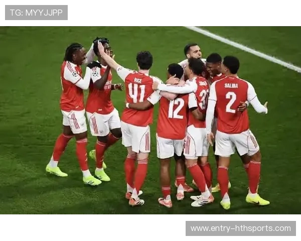 阿森纳五连胜领跑，英欧双线称王欲起