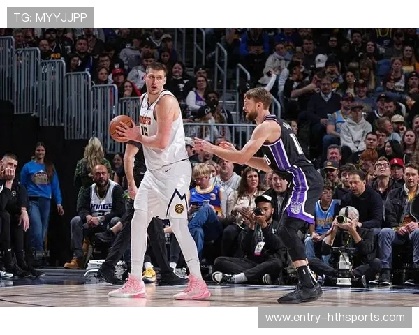 萨博尼斯连线中锋制霸内线，球队有力推进